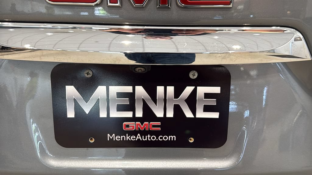 Used 2023 GMC Terrain SLE w/ Driver Convenience Package AWD/4WD image 9