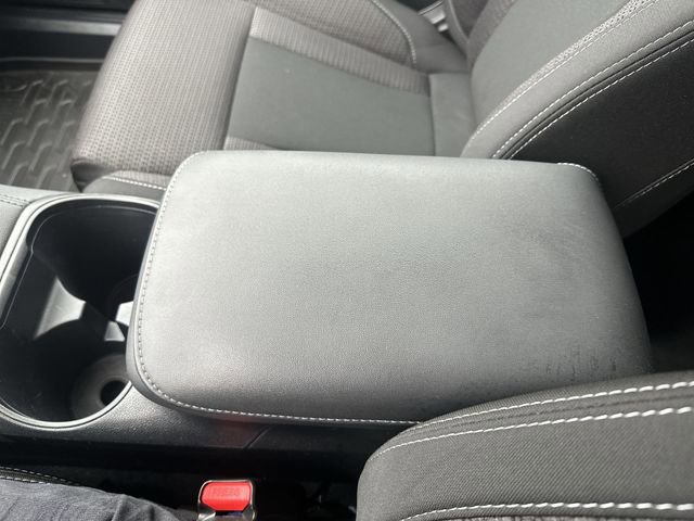 Used 2024 Subaru Outback Premium image 25