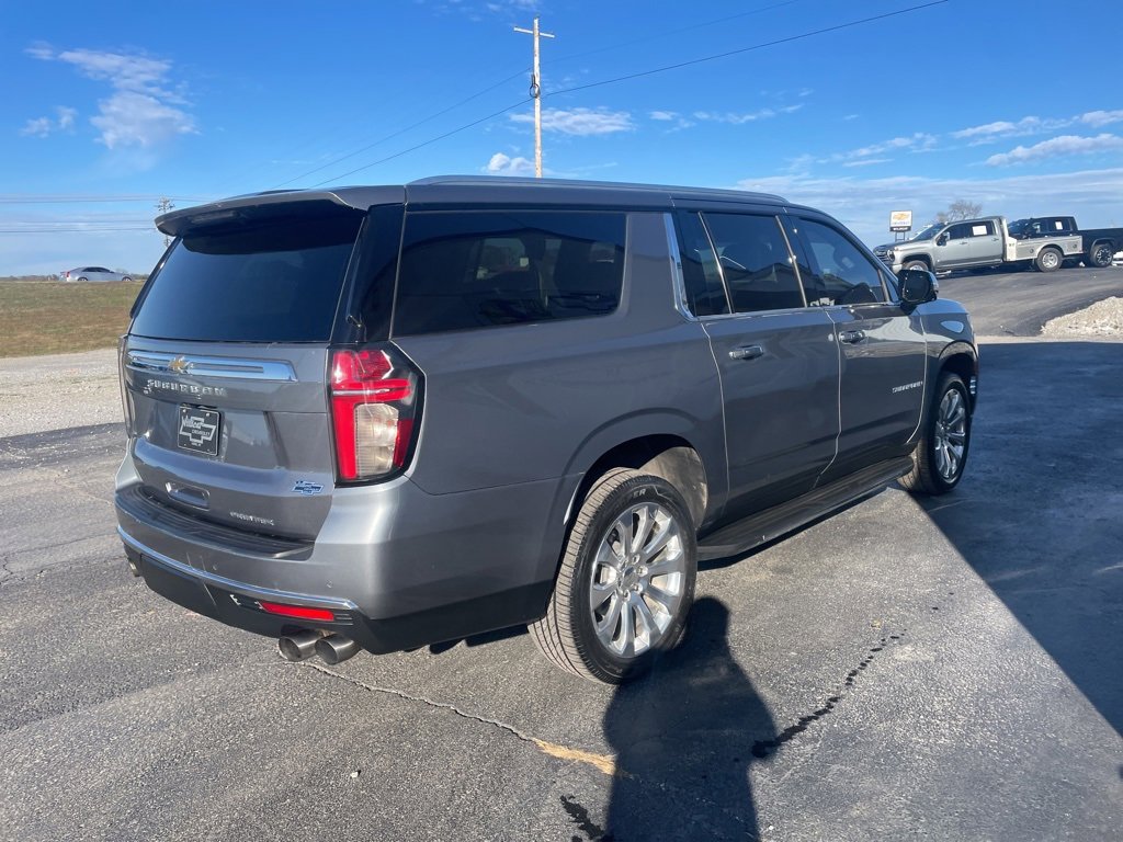 Used 2021 Chevrolet Suburban Premier w/ Premium Package image 7