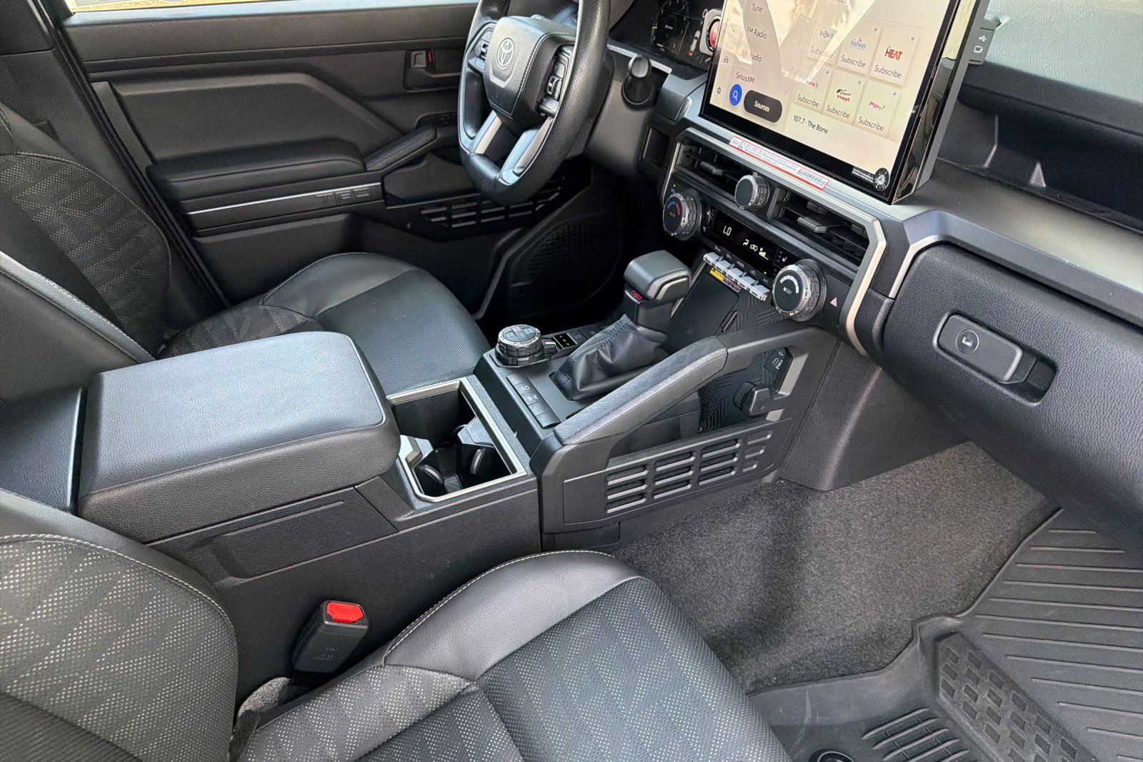 Used 2025 Toyota 4Runner TRD Off-Road Premium AWD/4WD image 20
