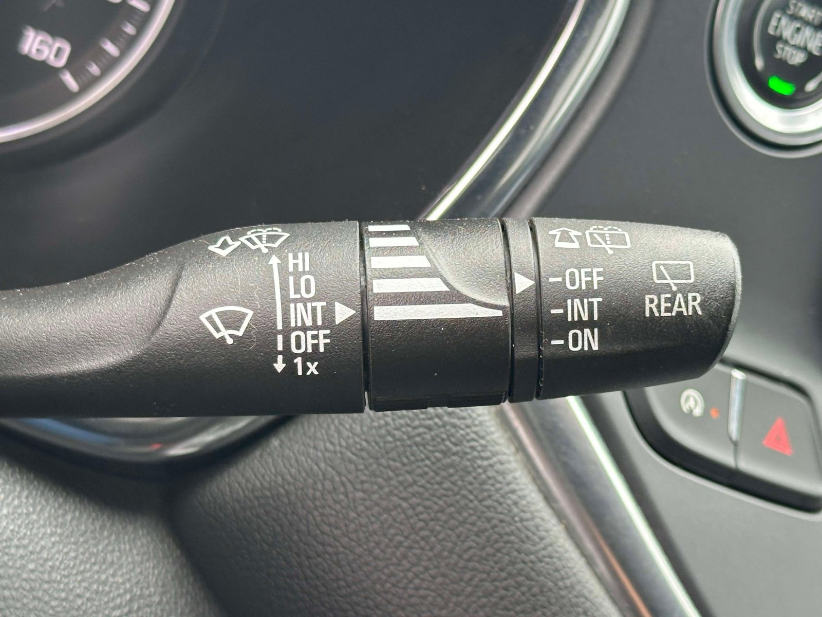 Certified 2021 Chevrolet Blazer LT AWD/4WD image 25