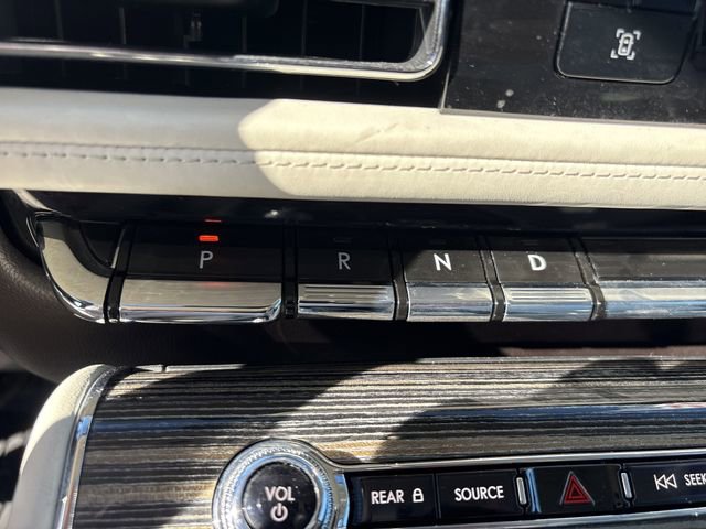 Used 2022 Lincoln Aviator Black Label w/ Dynamic Handling Package image 32