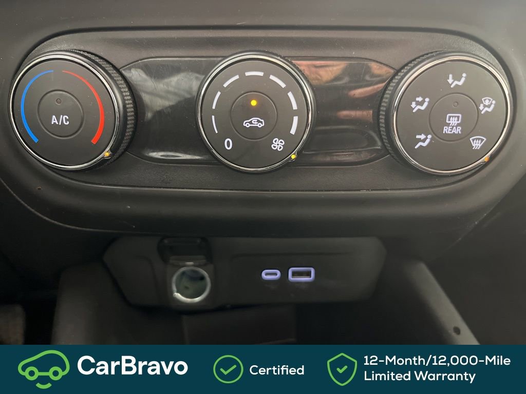 Certified 2025 Chevrolet Trax LS image 27