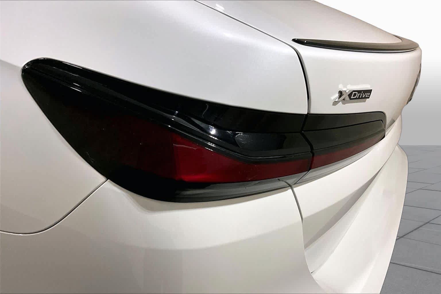 Used 2026 BMW 740i xDrive AWD/4WD image 27