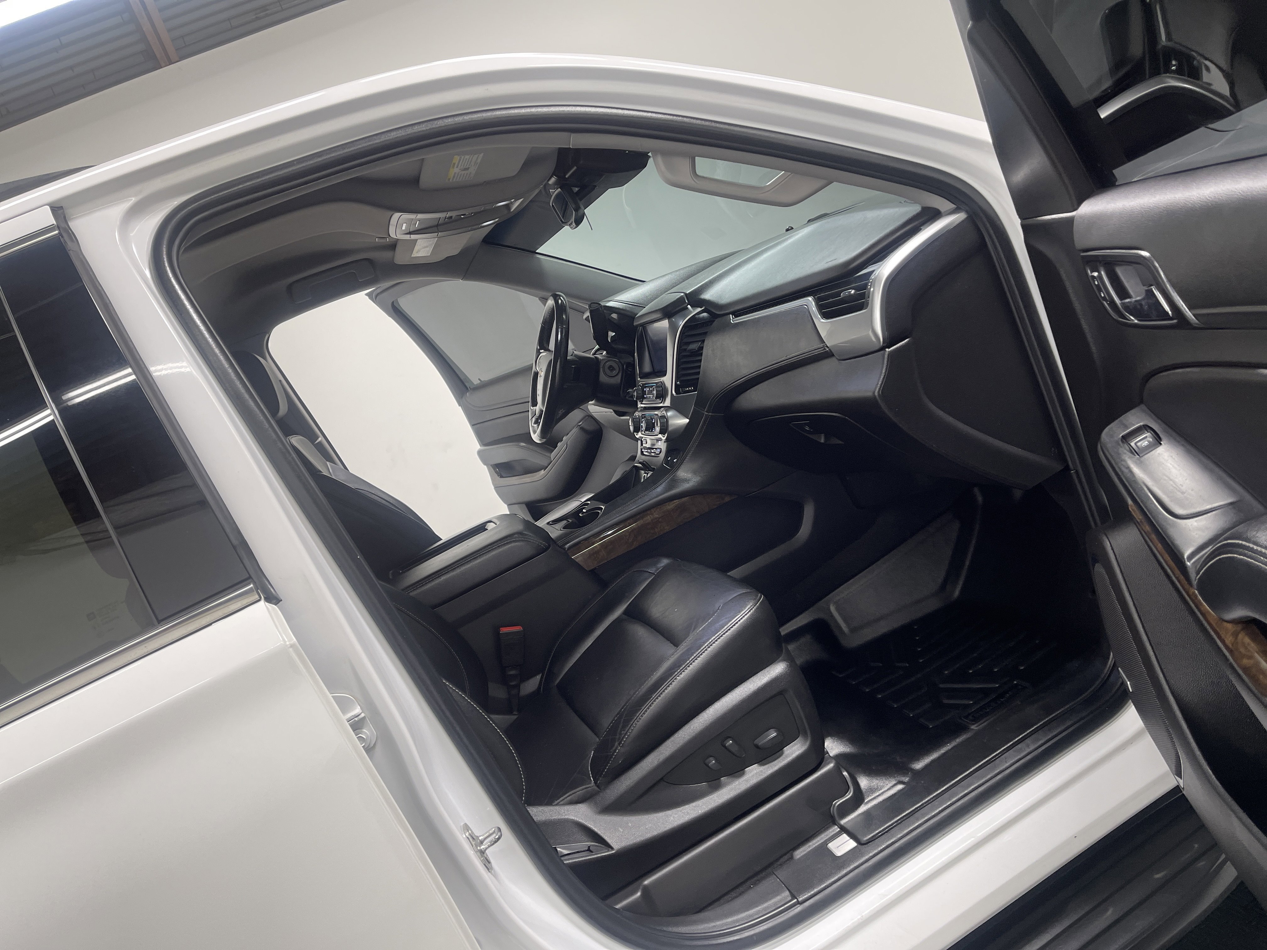 Used 2020 Chevrolet Tahoe LT AWD/4WD image 25