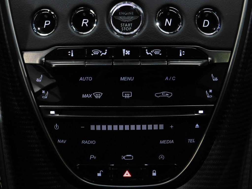 Used 2020 Aston Martin DB11 AMR image 59