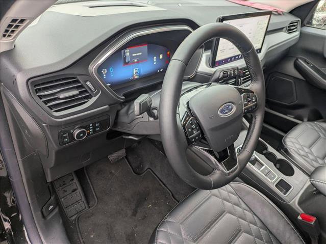 New 2024 Ford Escape SE w/ PHEV Premium Package image 3