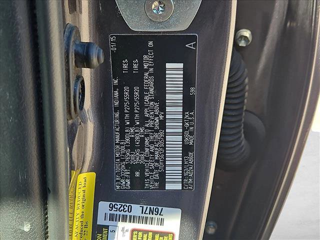 Used 2015 Toyota Sequoia Platinum image 23