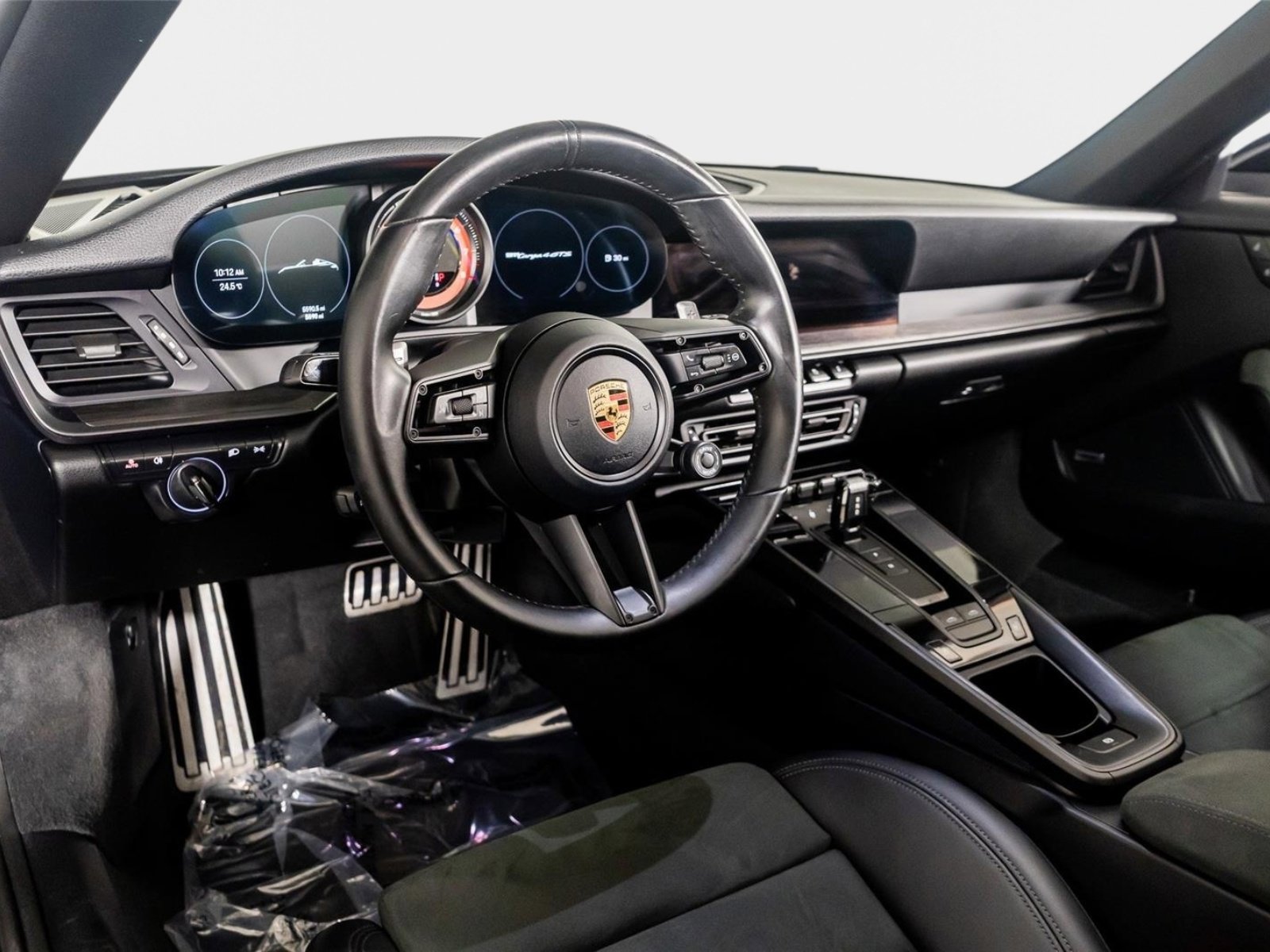 Used 2024 Porsche 911 Targa 4 GTS image 2