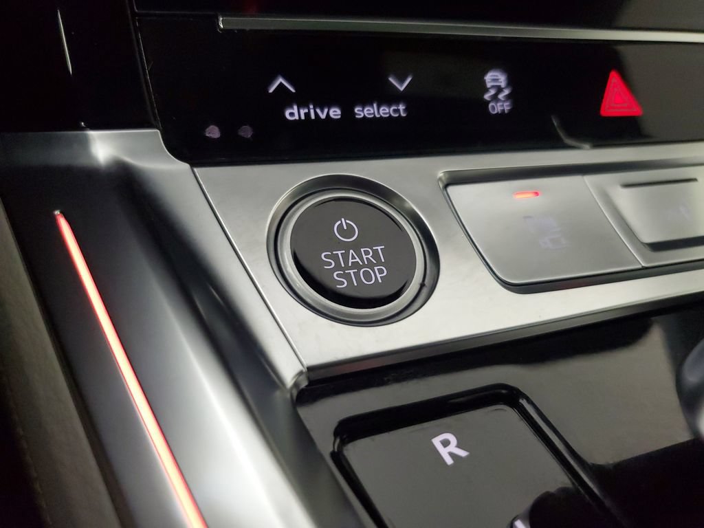 Used 2024 Audi Q8 e-tron Prestige w/ Prestige Package AWD/4WD image 32