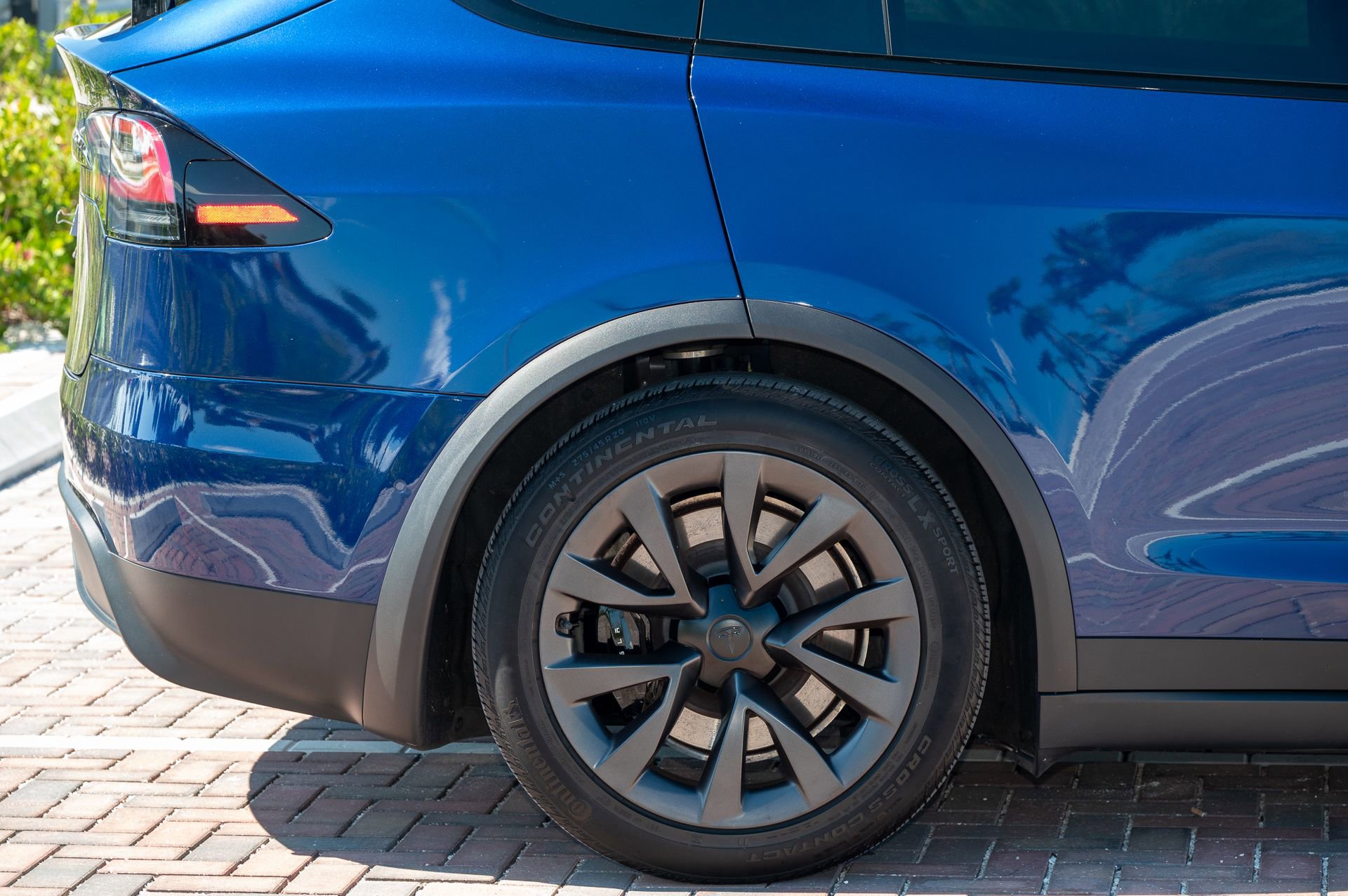 Used 2022 Tesla Model X Long Range image 37