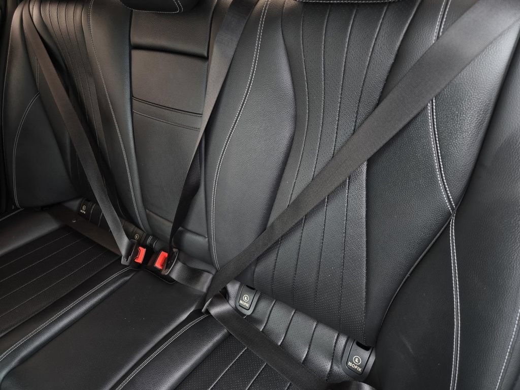 Used 2017 Mercedes-Benz E 300 image 13