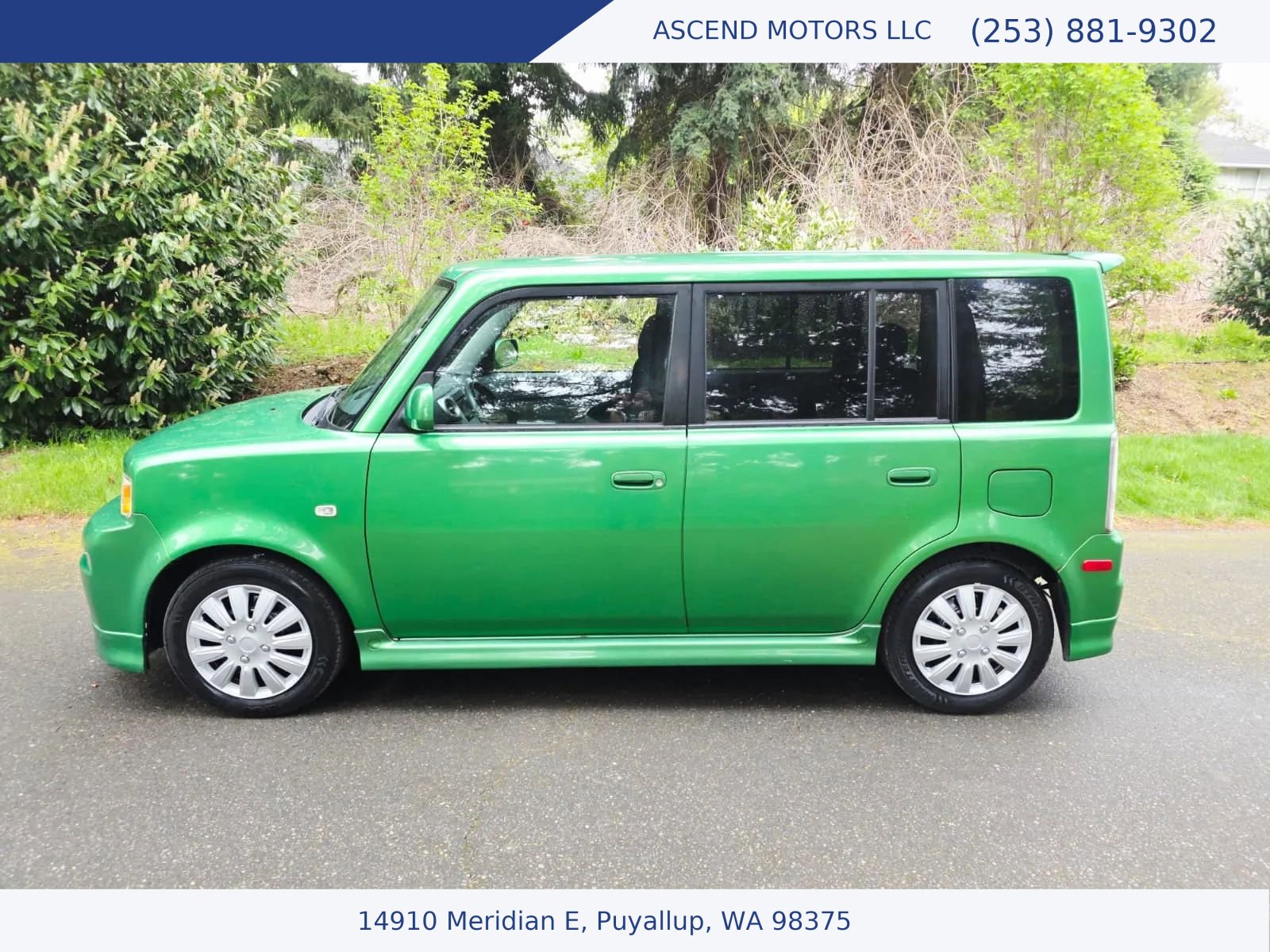 Used 2006 Scion xB FWD image 2