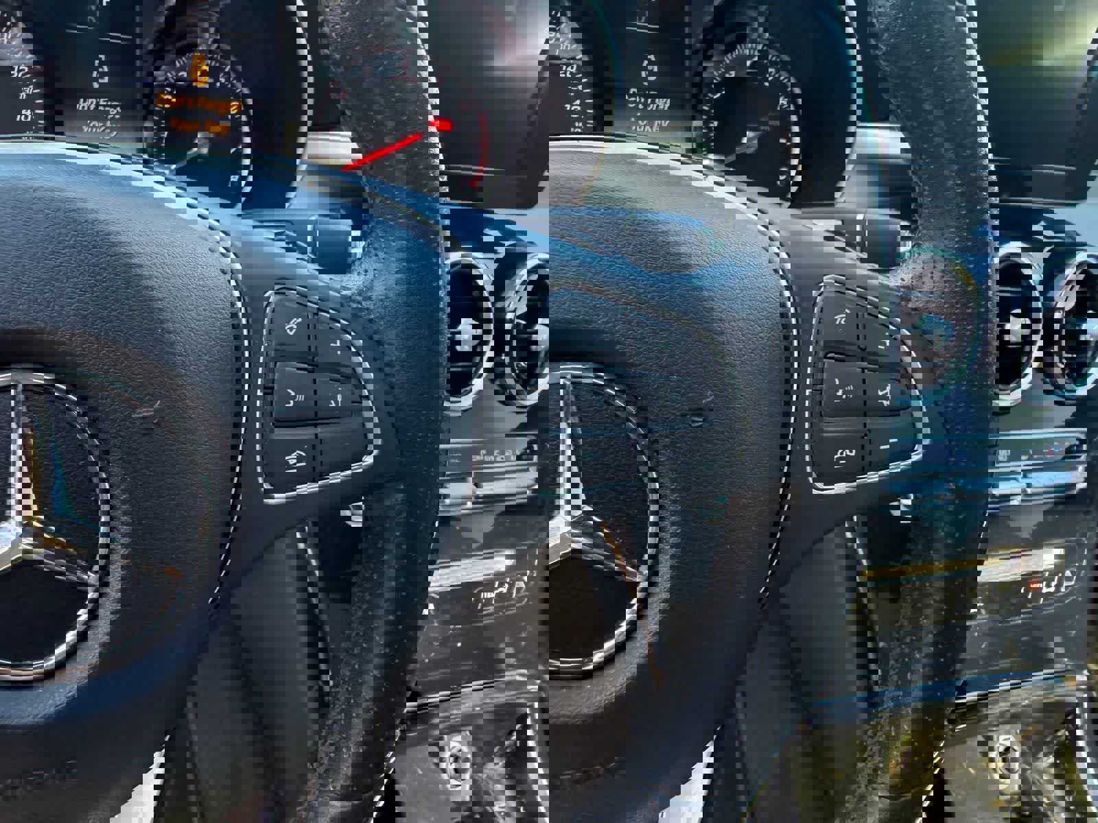 Used 2018 Mercedes-Benz C 300 C 300 image 19