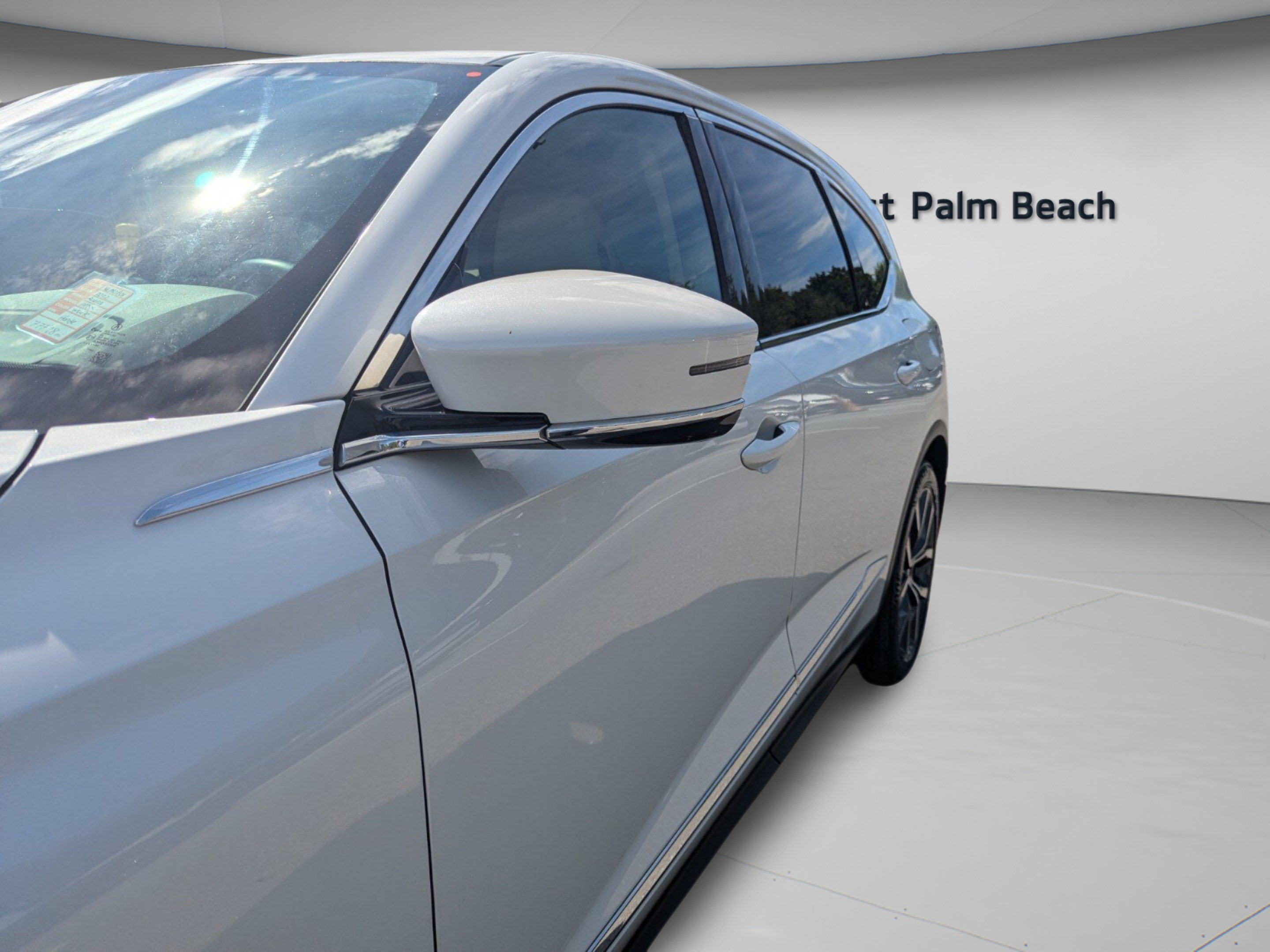Used 2022 Acura MDX w/ Technology Package FWD image 40
