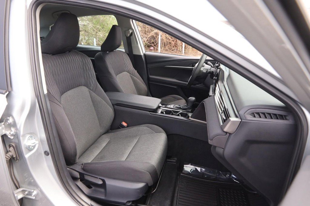 Used 2025 Toyota Camry LE FWD image 25