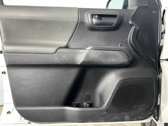 Used 2021 Toyota Tacoma SR AWD/4WD image 23