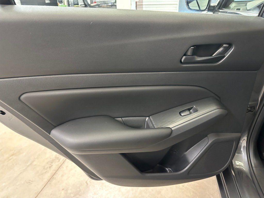 Used 2024 Nissan Altima 2.5 S FWD image 15