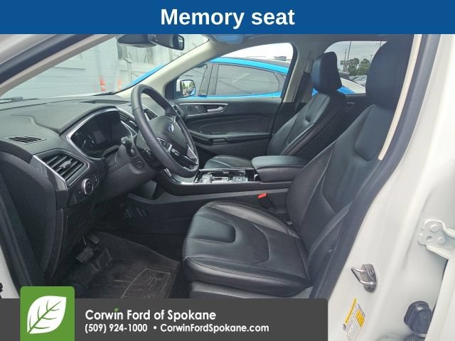 Used 2020 Ford Edge Titanium w/ Equipment Group 301A AWD/4WD image 7