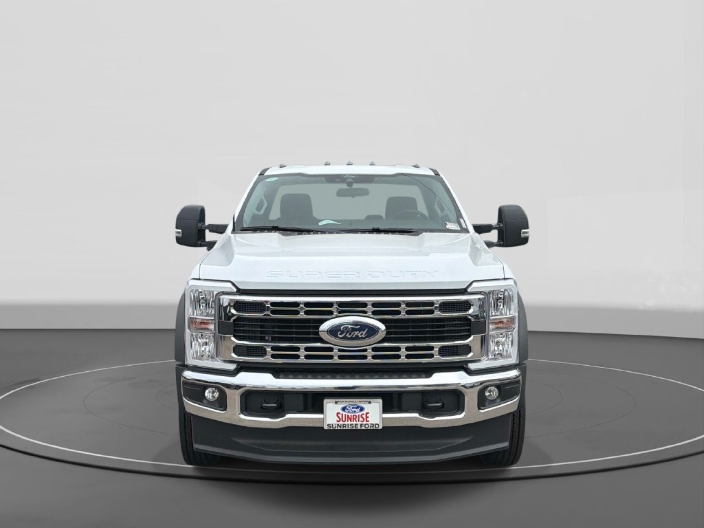 New 2026 Ford F450 XL w/ XL Chrome Package RWD image 2