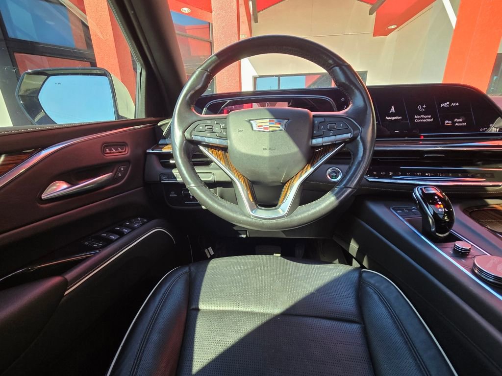 Used 2021 Cadillac Escalade Premium Luxury w/ Performance Package image 26