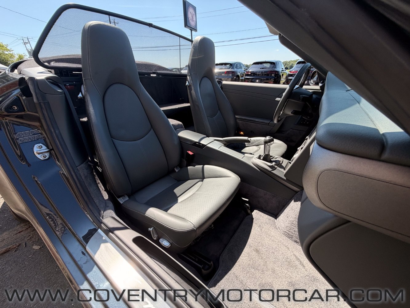 Used 2005 Porsche 911 Carrera RWD image 27