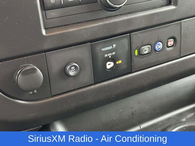 Used 2023 Chevrolet Express 2500 w/ Driver Convenience Package image 7