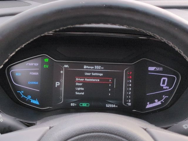 Used 2022 Kia Niro EX Premium FWD image 27