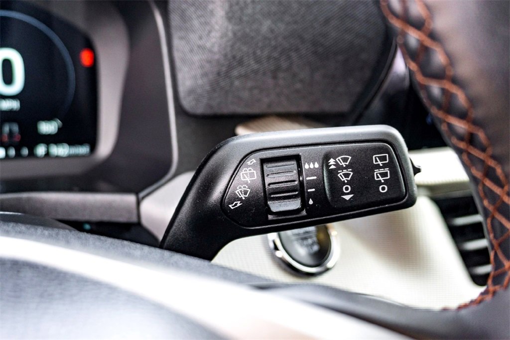 Used 2025 Ford Explorer Active image 21