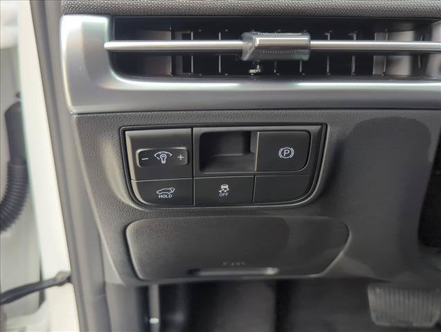 Used 2026 Hyundai Tucson Limited AWD/4WD image 13