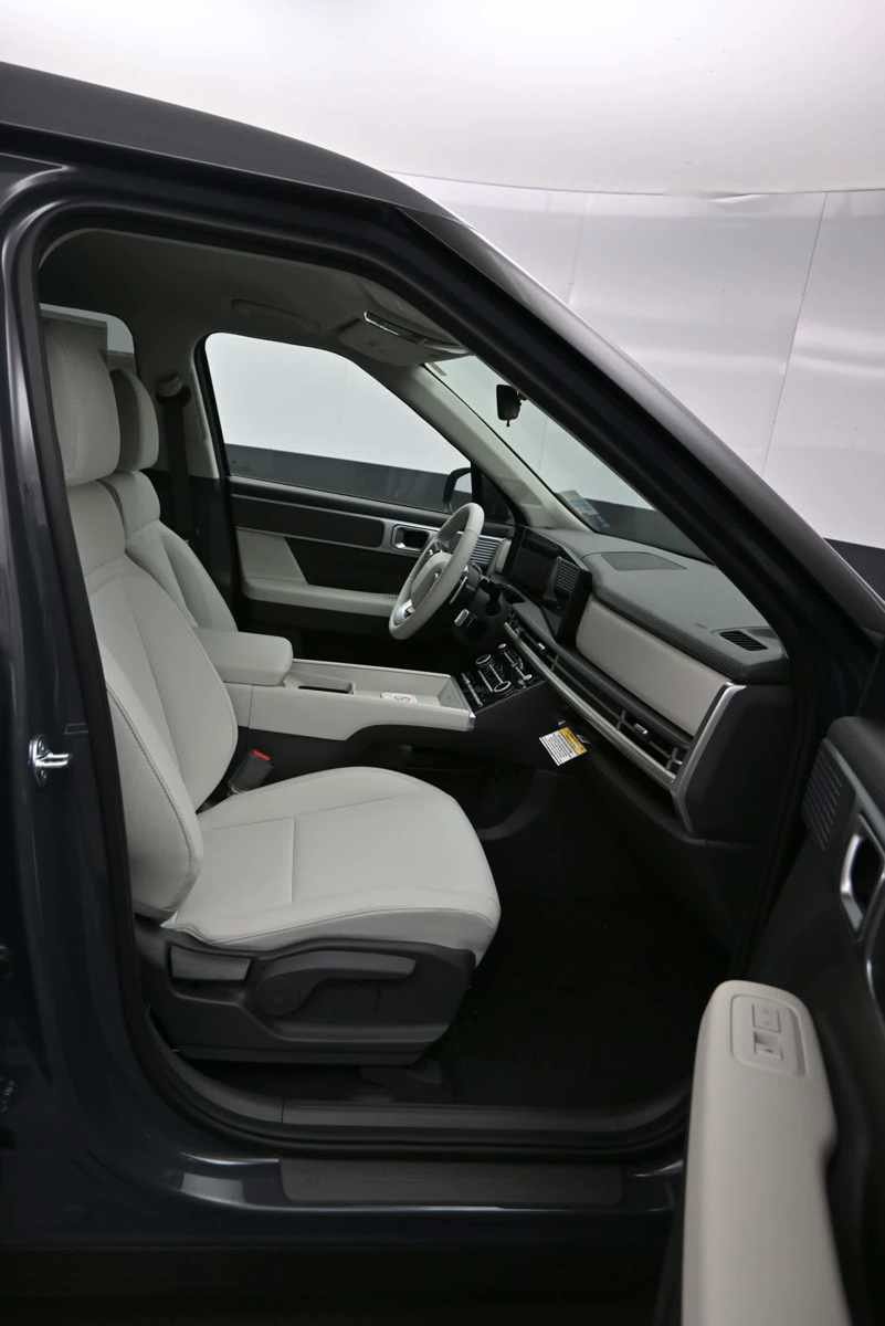 New 2026 Hyundai Santa Fe SE AWD/4WD image 11