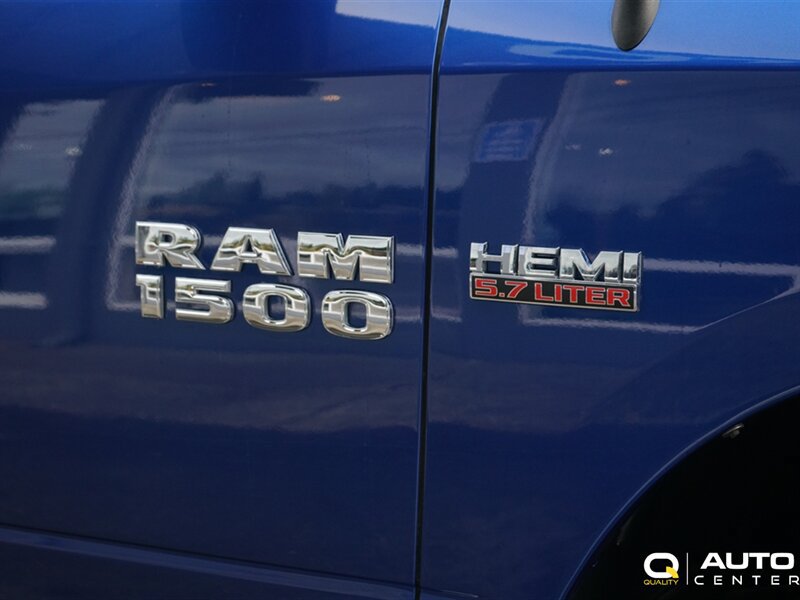 Used 2018 RAM 1500 ST w/ SXT Appearance Group AWD/4WD image 4