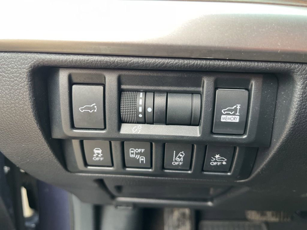 Used 2018 Subaru Outback 2.5i Limited image 21