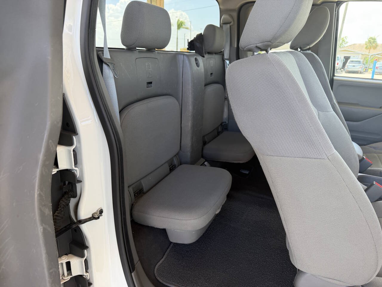 Used 2021 Nissan Frontier S RWD image 18