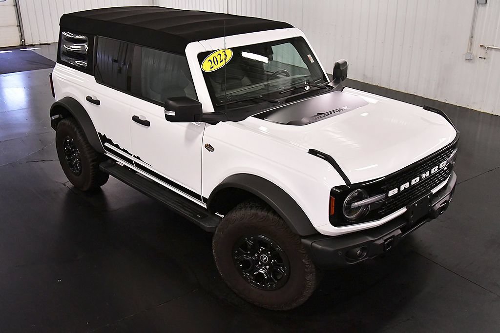 Used 2023 Ford Bronco Wildtrak AWD/4WD image 12