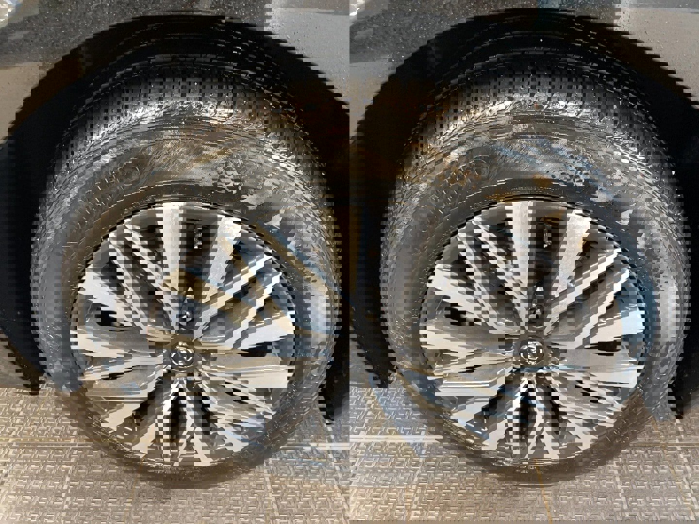 Used 2024 Nissan Altima 2.5 SV w/ SV Premium Package image 5