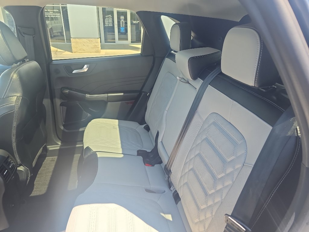 Used 2024 Ford Escape SE w/ PHEV Premium Package FWD image 13