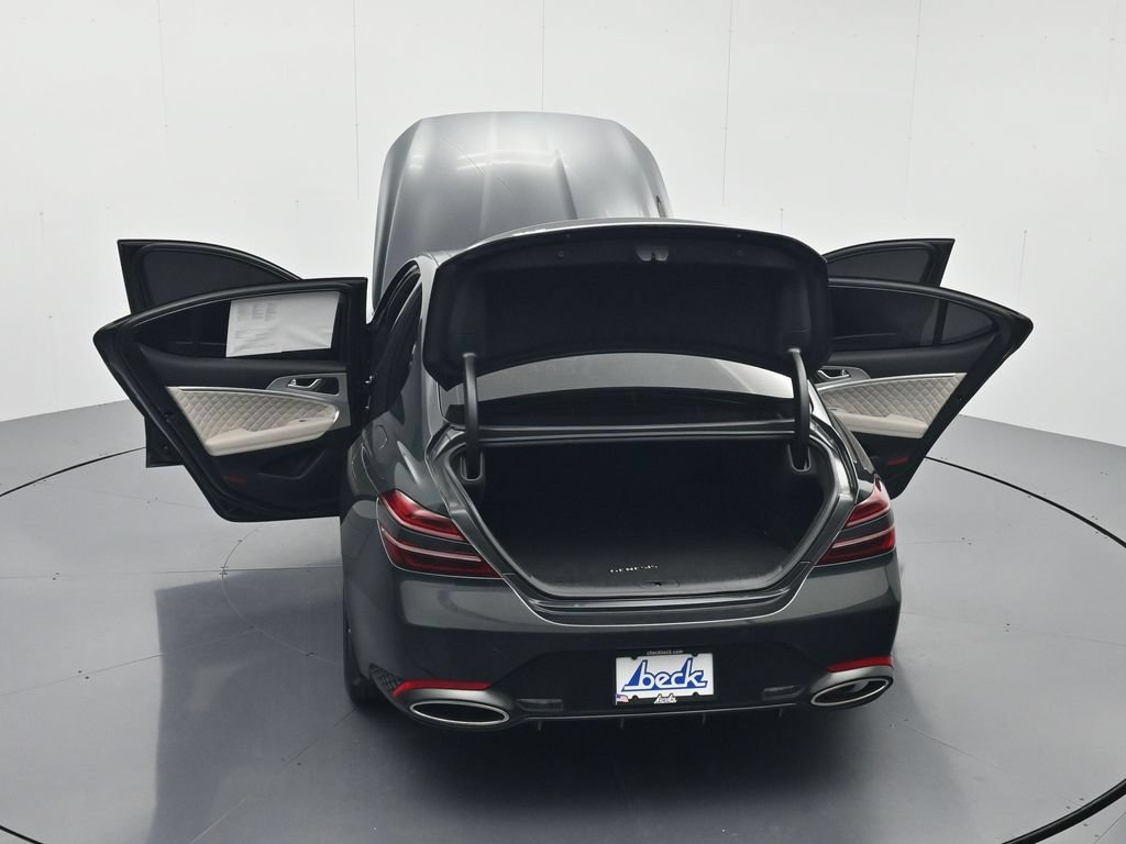 Used 2022 Genesis G70 3.3T RWD image 47