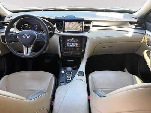Used 2022 INFINITI QX50 Essential AWD/4WD image 10