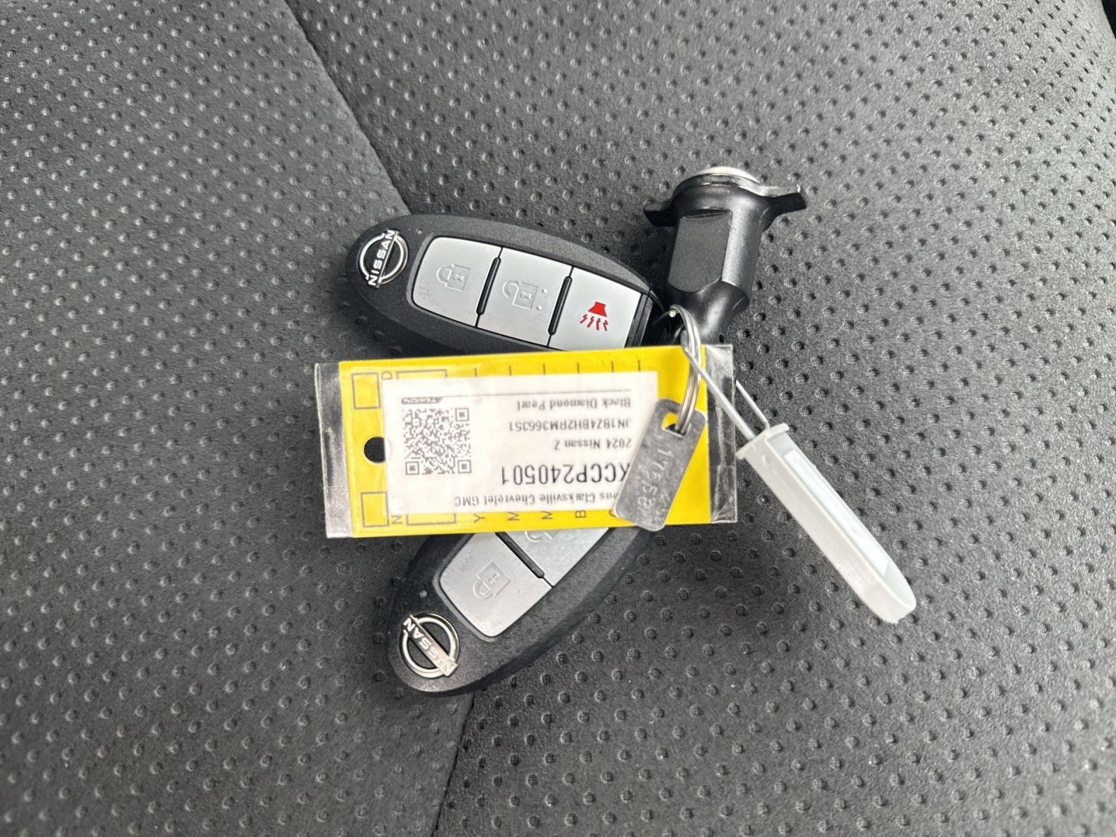 Used 2024 Nissan Z Performance w/ Floor Mat Package image 23