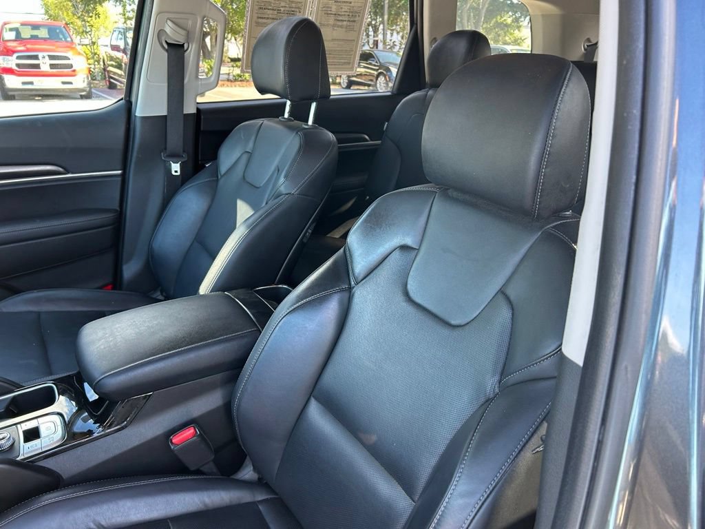 Used 2023 Kia Telluride LX FWD image 21