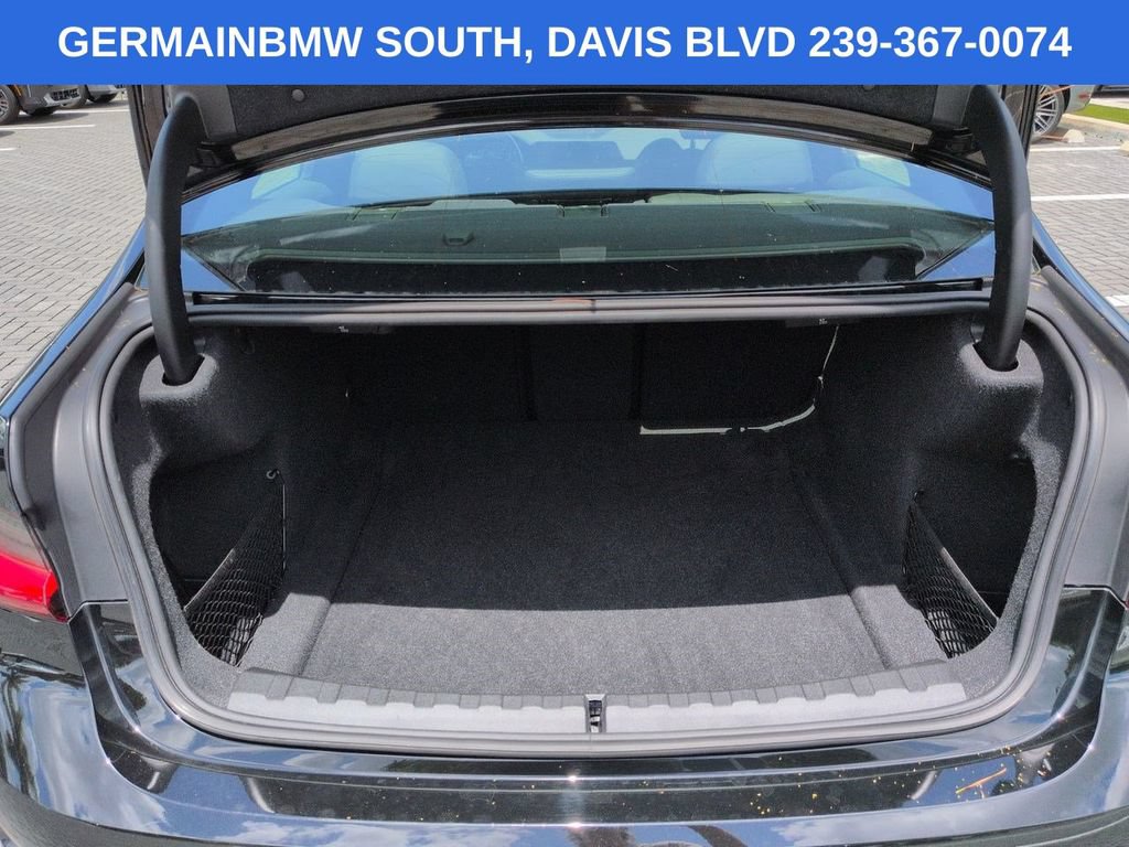 Used 2020 BMW 330i xDrive Sedan w/ Driving Assistance Package AWD/4WD image 15