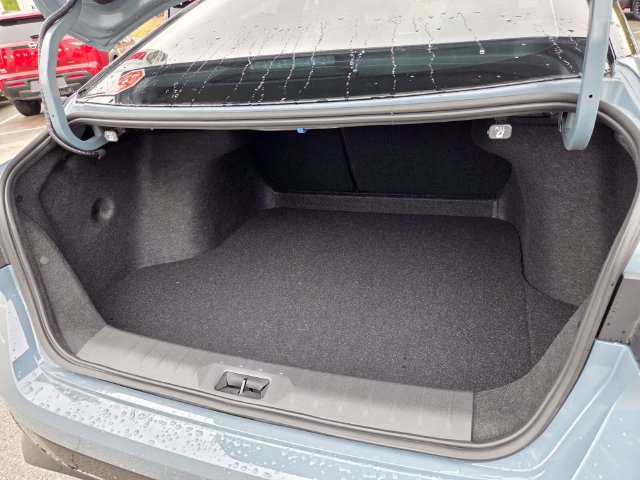 New 2027 Nissan Sentra SR FWD image 13