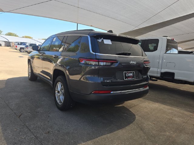 Used 2024 Jeep Grand Cherokee L Laredo RWD image 4