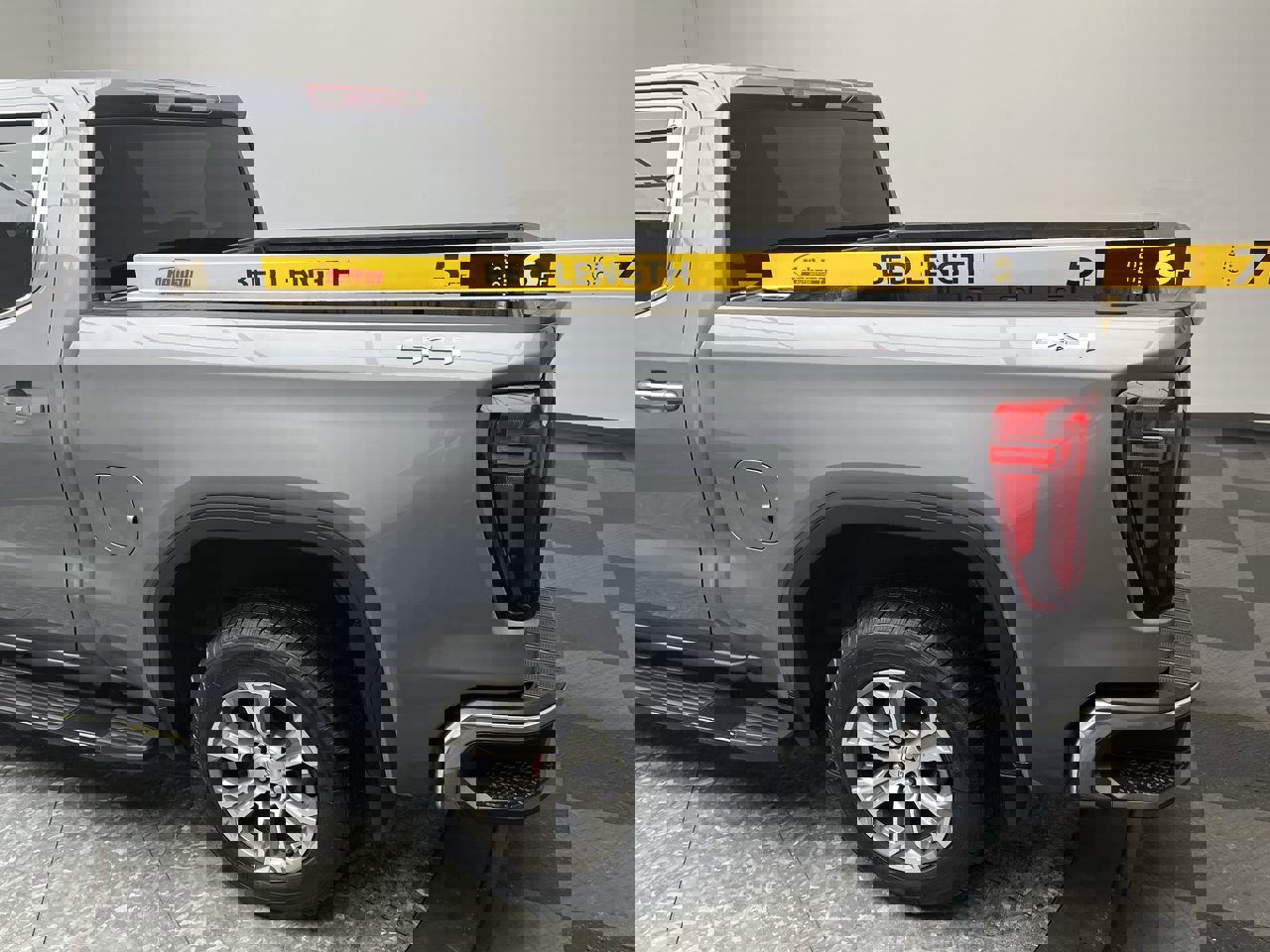 Used 2019 GMC Sierra 1500 SLE w/ SLE Value Package image 27