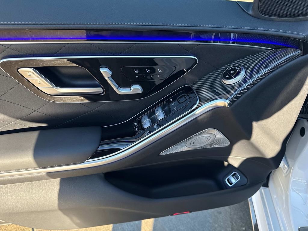 New 2025 Mercedes-Benz S 580 4MATIC Sedan image 15