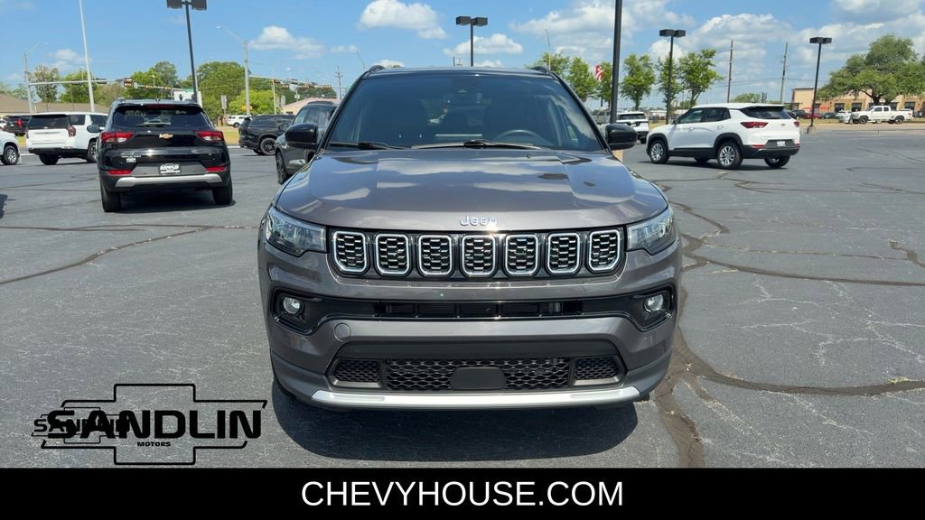 Used 2024 Jeep Compass Limited image 2