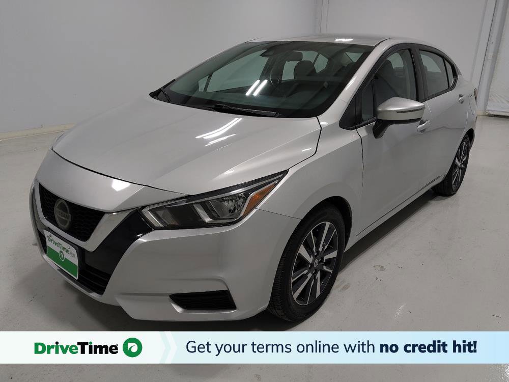 Used 2021 Nissan Versa SV image 1