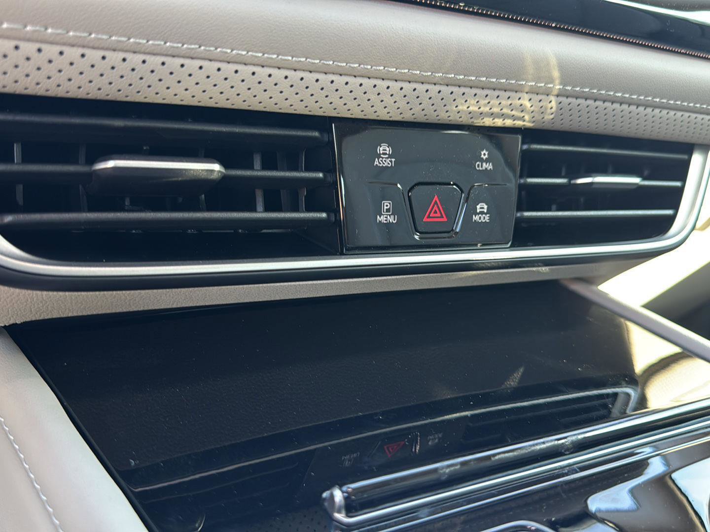 New 2026 Volkswagen Atlas SEL Premium R-Line image 12