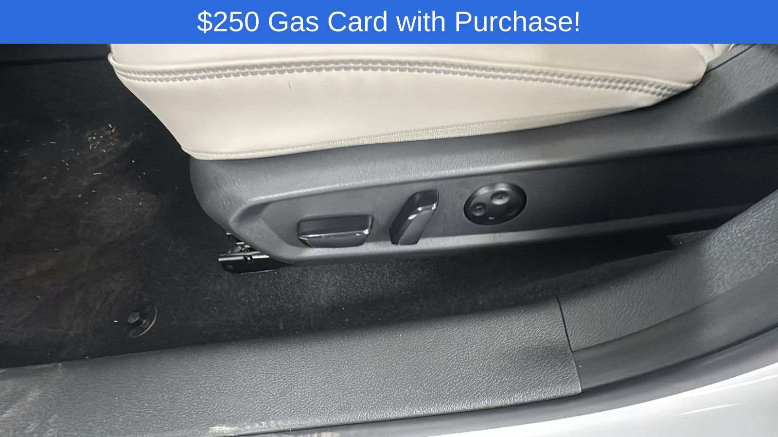 New 2026 Nissan Sentra SL w/ Floor Mat Package FWD image 11